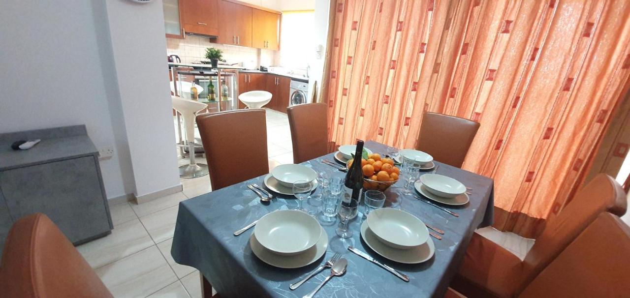 Vasilas Holiday Apartment #2 ลาร์นาคา ภายนอก รูปภาพ